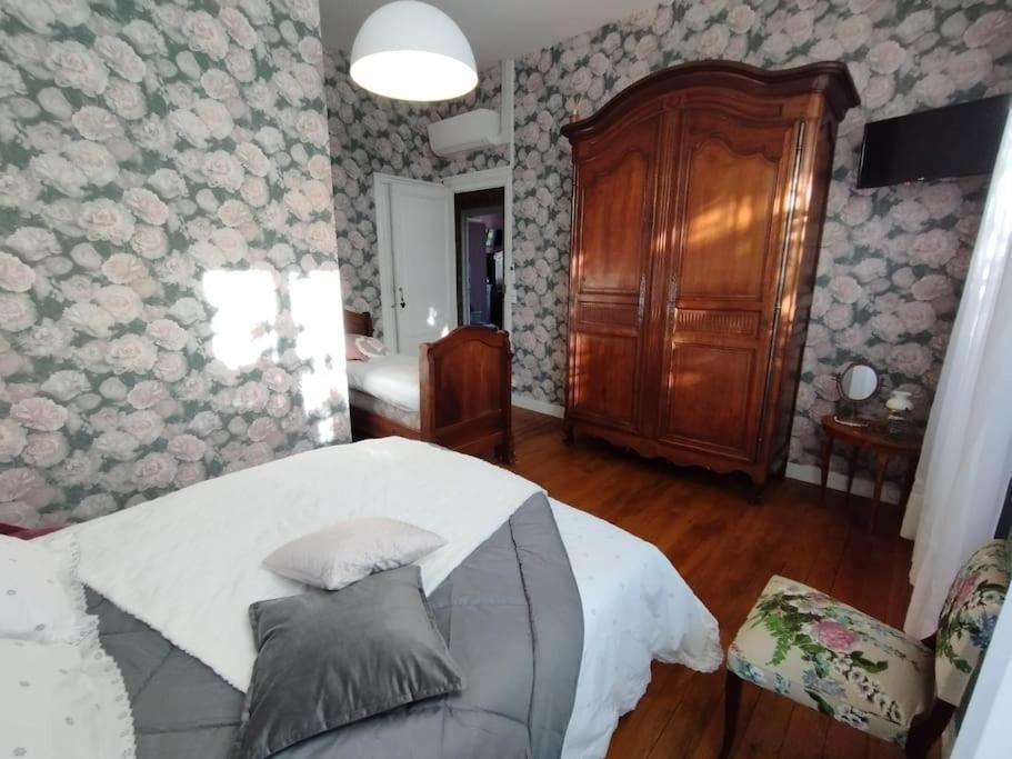 Gite La Burthe Monprimblanc Kültér fotó