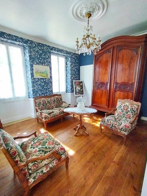 Gite La Burthe Monprimblanc Kültér fotó